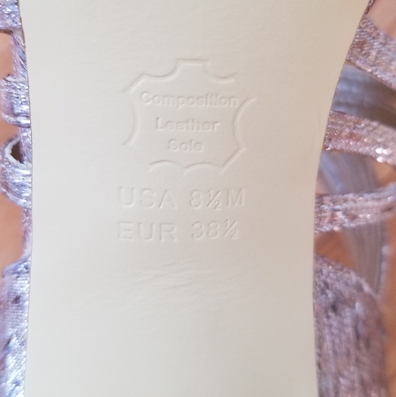 Gold Shimmery High Heel Shoes NIB *Make Offer* - Picture 6 of 7